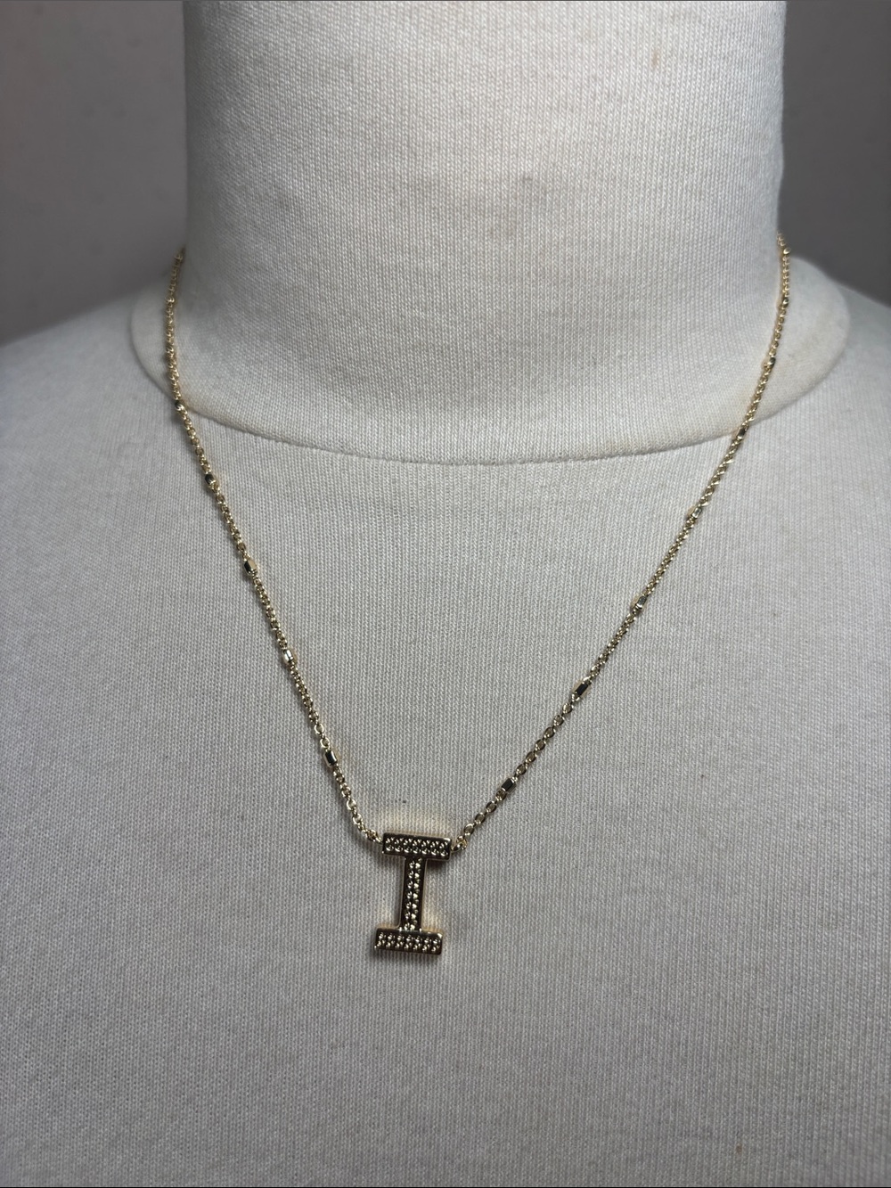 Kendra Scott Letter I Pendant Necklace in Gold NWT